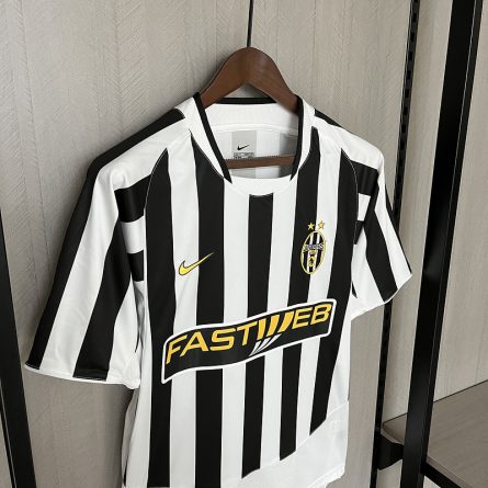 Juventus Home Jersey 2003 2004 - Image 4