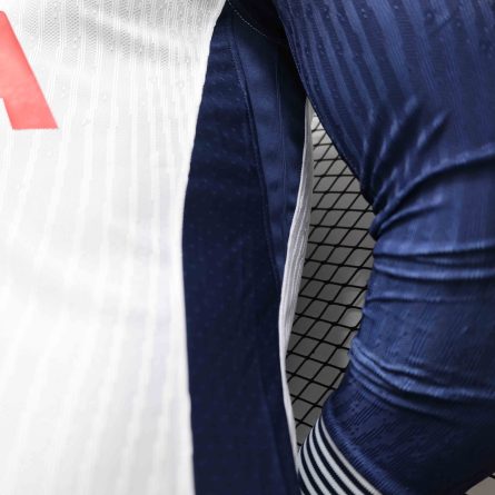 Long Sleeve Player Version Tottenham Hotspur Home Jersey 2024 2025 - Image 3