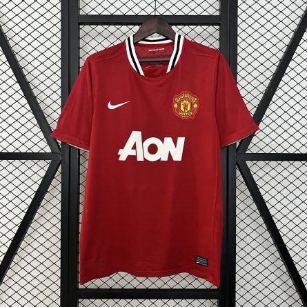 Manchester United Home 2011/2012 - Image 1