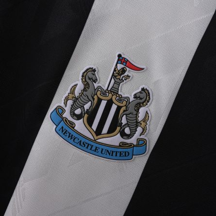 Long Sleeve Newcastle United Lifestyle Jersey 2025 - Image 4