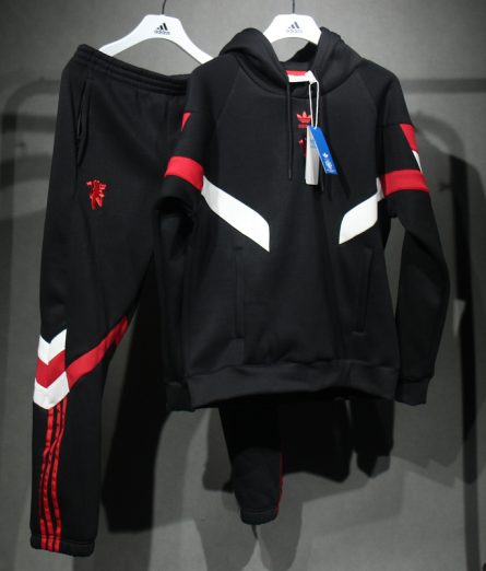 Manchester United Sweatshirts 2025 Lifestlye - Image 1