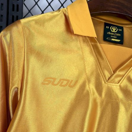 Wolverhampton Honvéd 70th Anniversary Shirt - Image 5