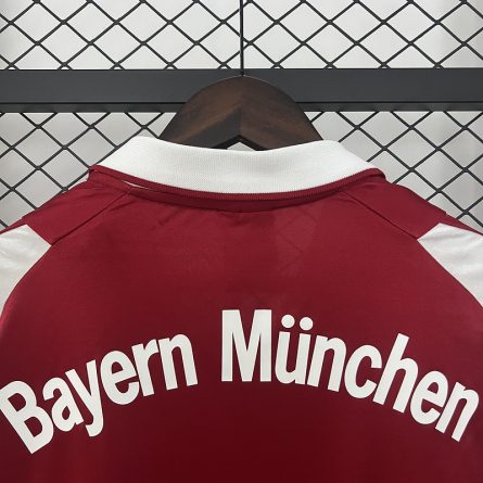 Bayern Munchen Home Jersey 2003-2004 - Image 2