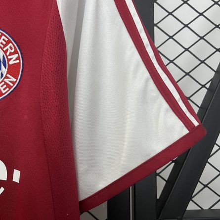 Bayern Munchen Home Jersey 2003-2004 - Image 4