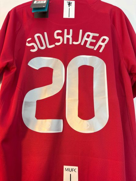 Manchester United Home Jersey 2008 – Solskjær Testimonial Match Edition - Image 2