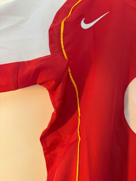 Arsenal Home Jersey – FA Cup 2005 Edition - Image 4