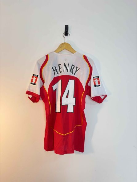 Arsenal Home Jersey – FA Cup 2005 Edition - Image 3