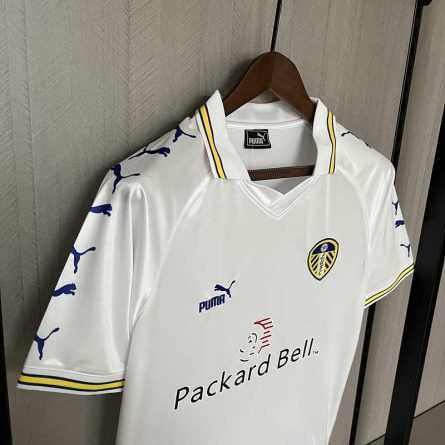 Leeds United Home Jersey 1998-2000 - Image 3