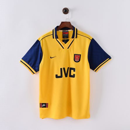Arsenal Away 1996/1997 - Image 1