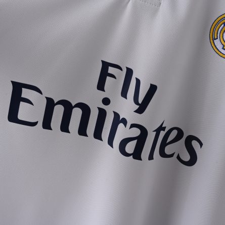 Real Madrid Home 2016/2017 - Image 4