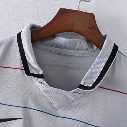 Barcelona Away Jersey 2003-2004 - Image 4