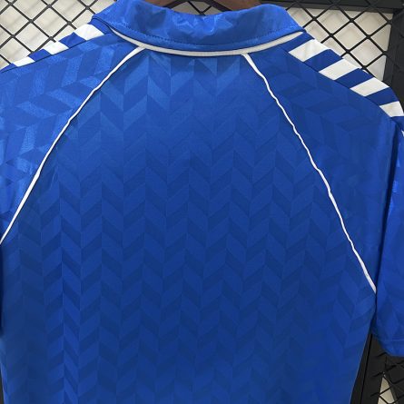 Real Madrid Away Jersey 1986 1988 - Image 3