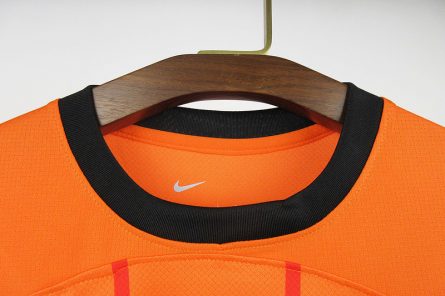Frankfurt 3rd Jersey 2024/2025 - Image 3