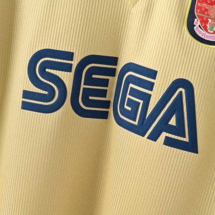 Arsenal Away Jersey 2001/2002 - Image 3