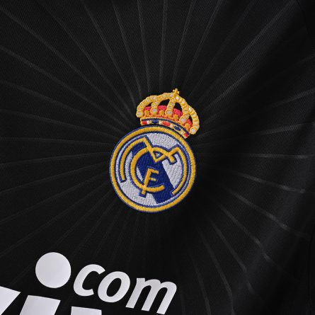Real Madrid Away 2010/2011 - Image 4