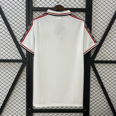 Manchester United White Away Jersey 1999 - Image 3