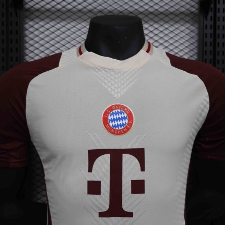 Bayern Munchen Prematch Training Jersey 2025 - Image 4