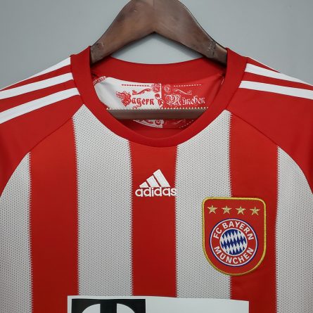 Bayern Munchen Home 2010/2011 - Image 6
