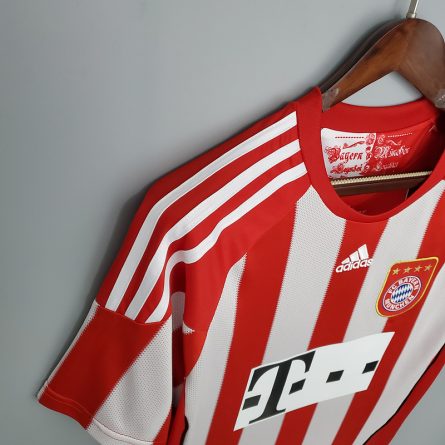 Bayern Munchen Home 2010/2011 - Image 5
