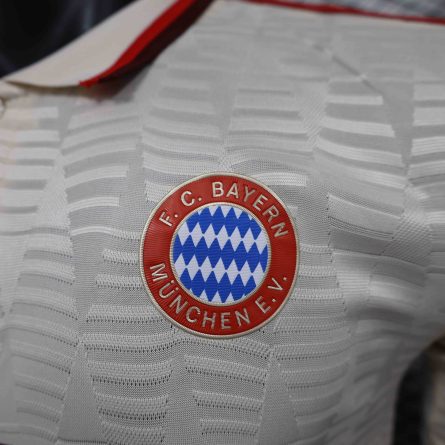 Long Sleeve Player Version Bayern Munchen Third Jersey 2024 2025 - Image 4