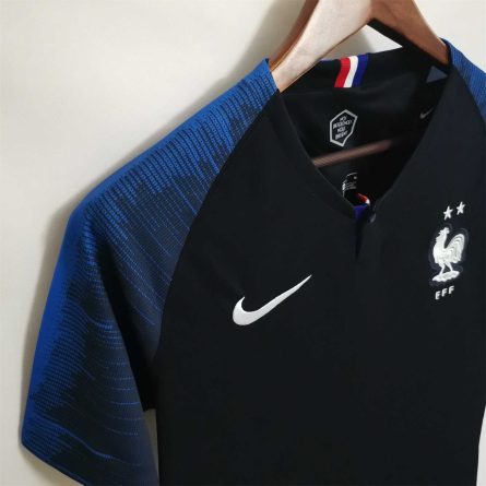 France Home 2018 - Image 3