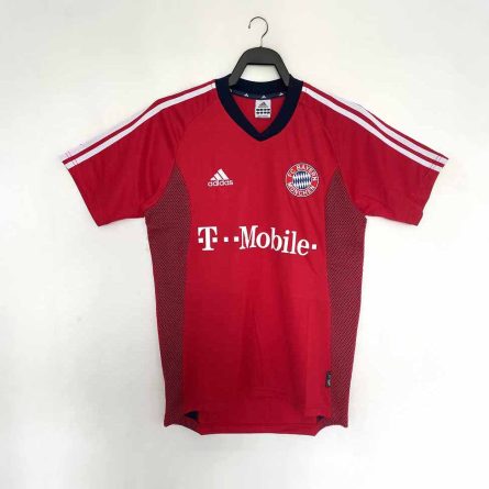 Bayern Munchen Home Jersey 2002–2003 - Image 1