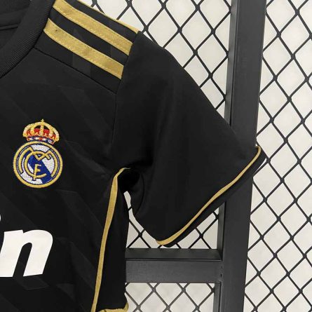 Kids Retro Jersey Real Madrid Away 2011-2012 - Image 3
