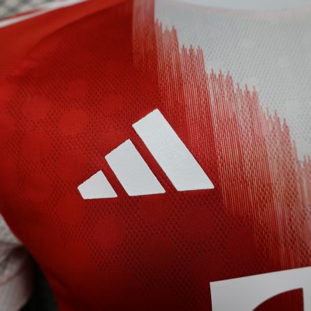 Player Version Bayern Munich Home Jersey 2025–2026 - Image 3
