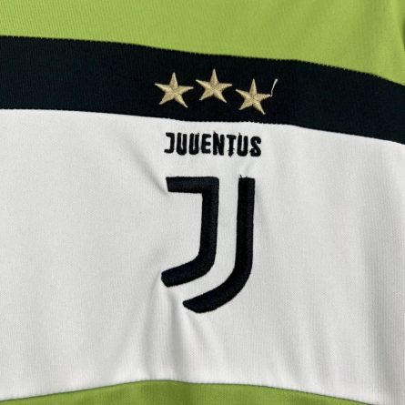 Juventus 3rd Jersey 2017 2018 - Image 3