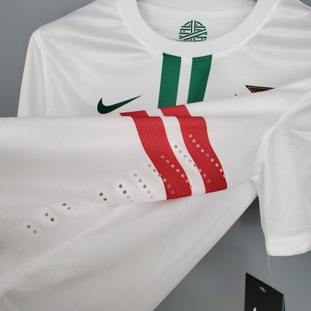 Portugal Away 2012 - Image 4