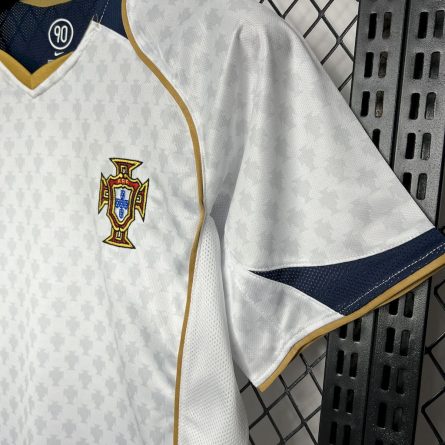Portugal Away 2004 - Image 5