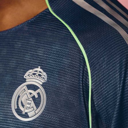 Long Sleeve Real Madrid Away Jersey 2025/2026 - Image 5