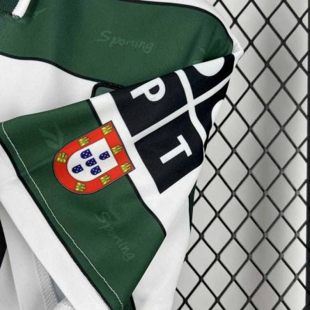Sporting Lisbon Home Jersey 2000 2001 - Image 3