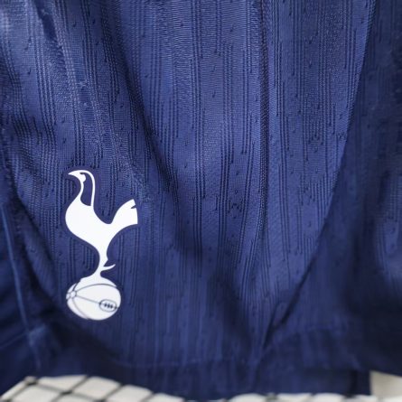 Player Version Tottenham Home Shorts 2025/2026 - Image 3