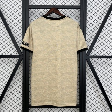 Manchester United Away 2019/2020 - Image 2