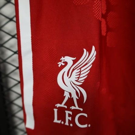 Player Version Liverpool Shorts Red 2025/2026 - Image 3