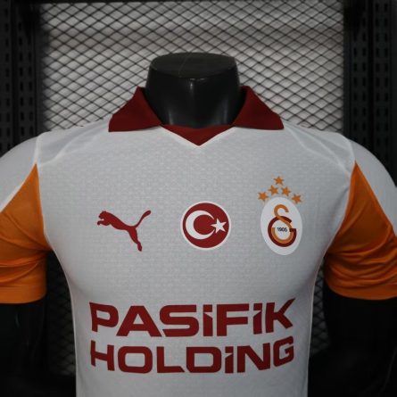 Player Version Galatasaray Away Jersey 2025-26 - Image 3