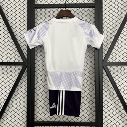 Kids Manchester United Away Jersey 2025/2026 - Image 3