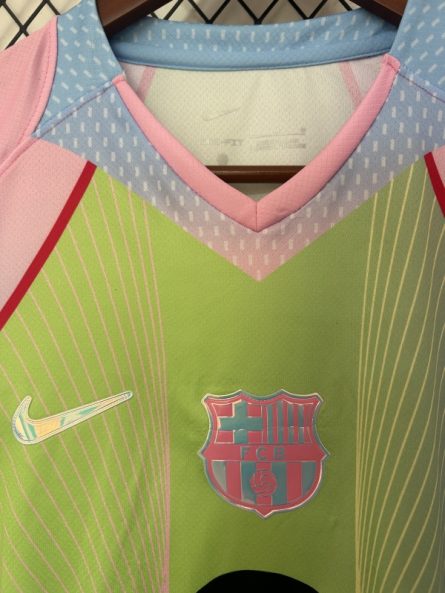 Barcelona Special Edition Jersey Green Pink 2025 - Image 2