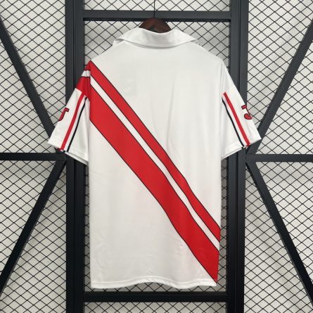 Rayo Vallecano Home Jersey 1997/1998 - Image 3