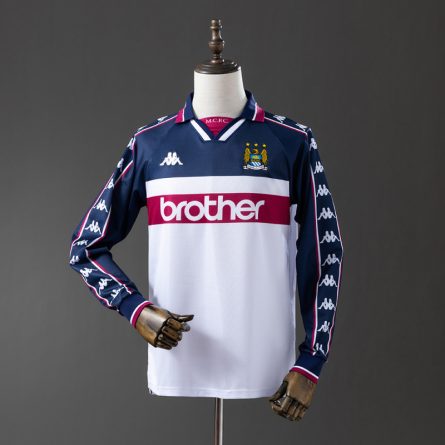 Long Sleeve Manchester City Away Jersey 1997/1998 - Image 1