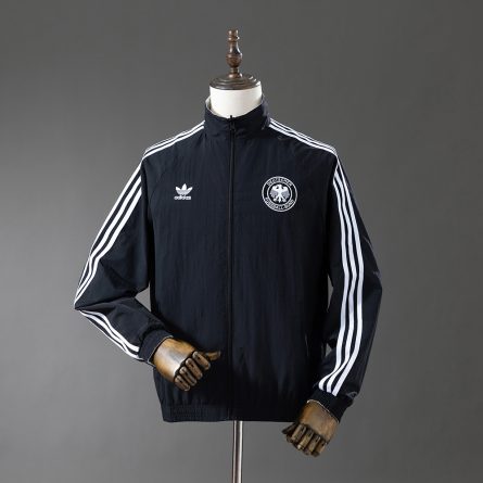 Germany Windbreaker Reversible 1990 - Image 3